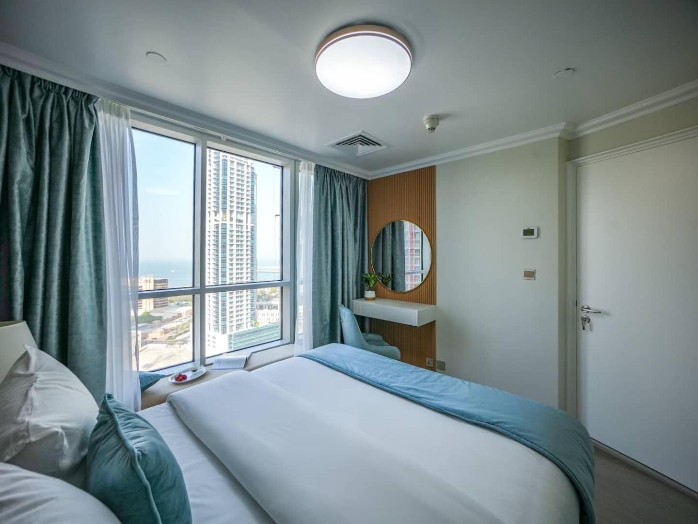 Deluxe 3 Bedroom With Marina & Sea View Dubai Exterior photo